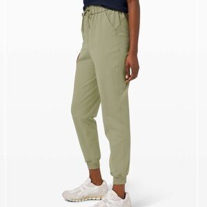 Lululemon Keep Moving Jogger‎ Rosemary Green